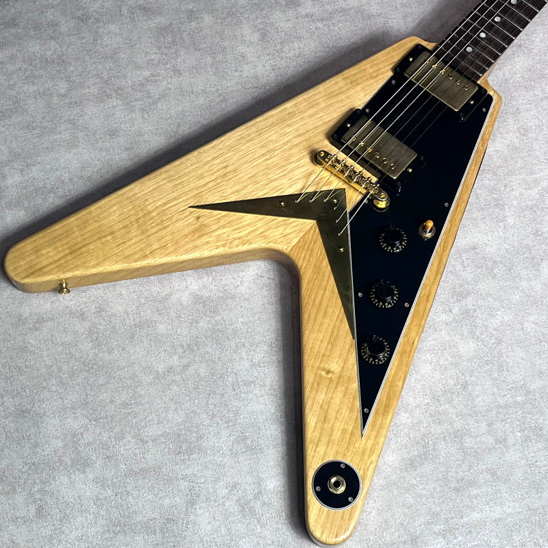Gibson Custom Shop 1958 Korina Flying V Reissue VOS Natural Black Pick