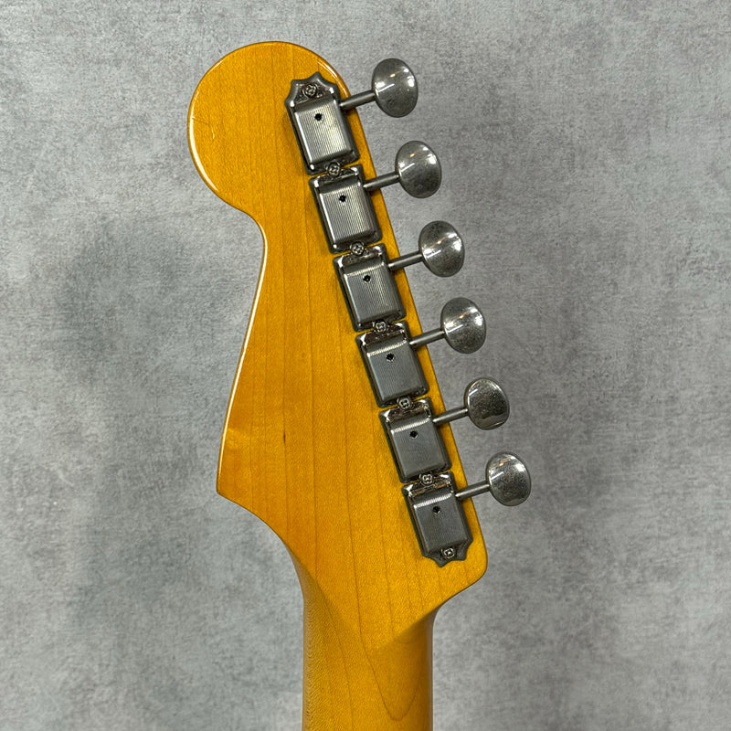 Fender American Vintage 57 Stratocaster Thin Lacquer【加古川店】
