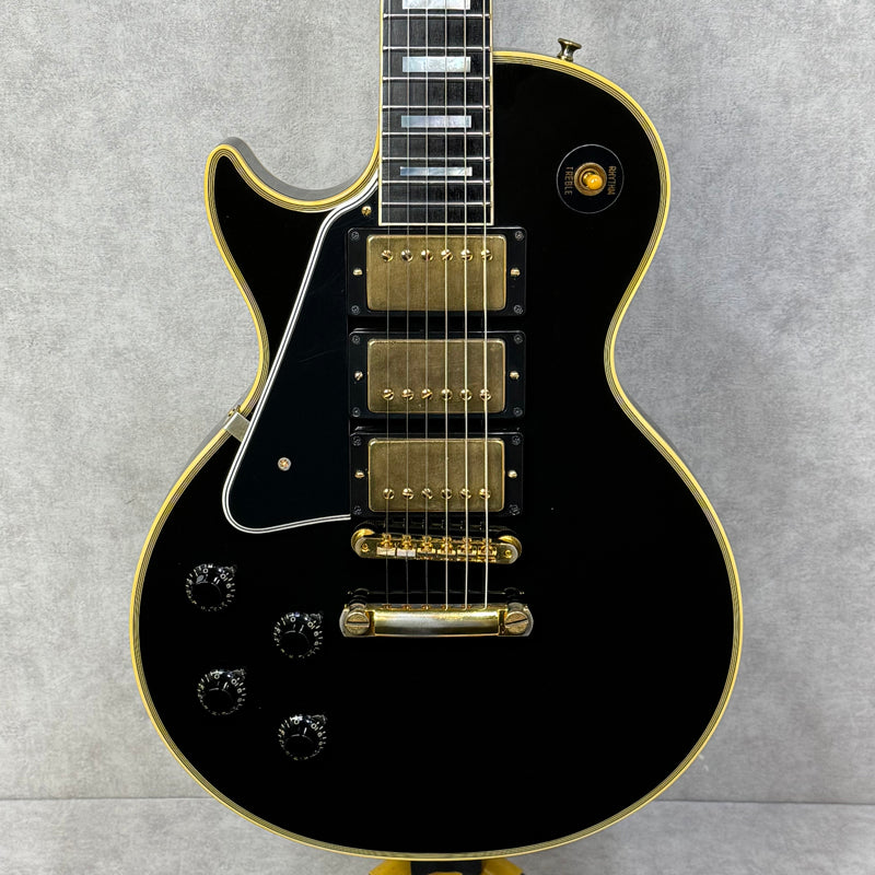 Gibson Custom Shop Historic Collection 1957 Les Paul Custom 3-Pickup Black Beauty Left Hand 【加古川店】