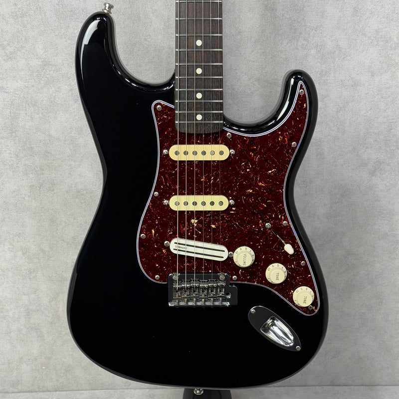 Fender Made in Japan Hybrid 60s Stratocaster Mod 【加古川店】