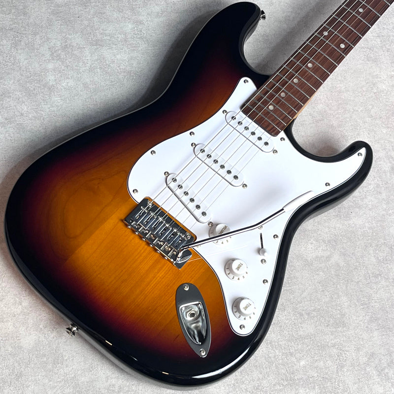 ストラトキャスター Fender Player Stratocaster HSS, Maple Fingerboard