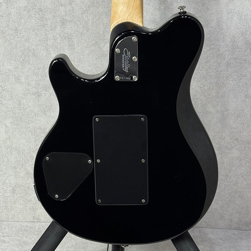 Sterling by MUSIC MAN AX40 【加古川店】
