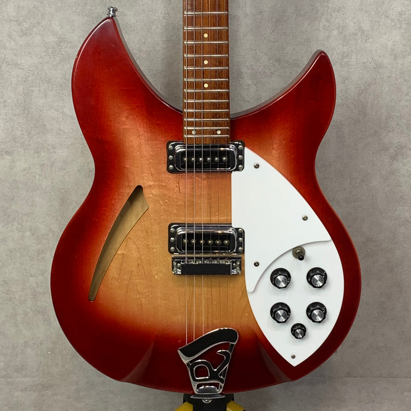 Rickenbacker 330 Fireglo 【加古川店】