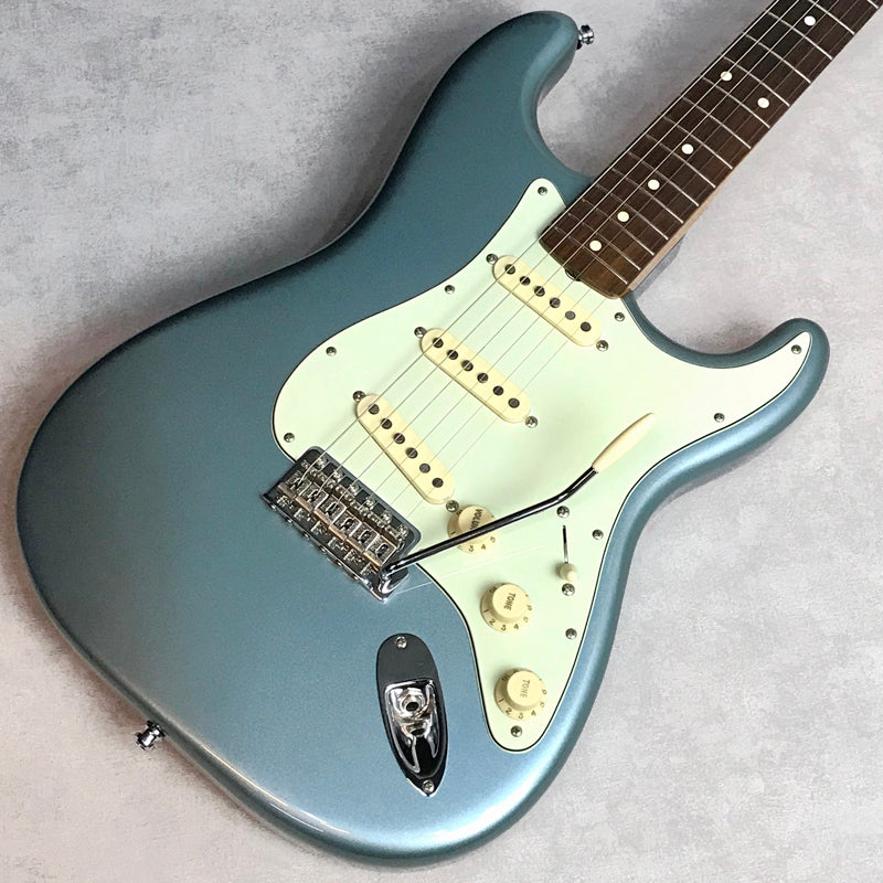 Fender Vintera 60s Stratocaster 【加古川店】