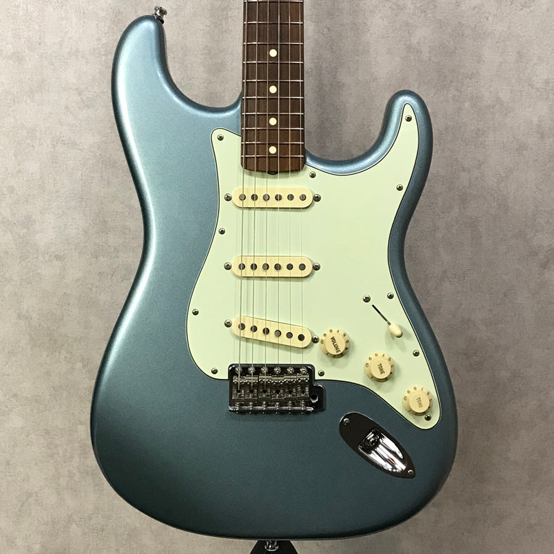 Fender Vintera 60s Stratocaster 【加古川店】